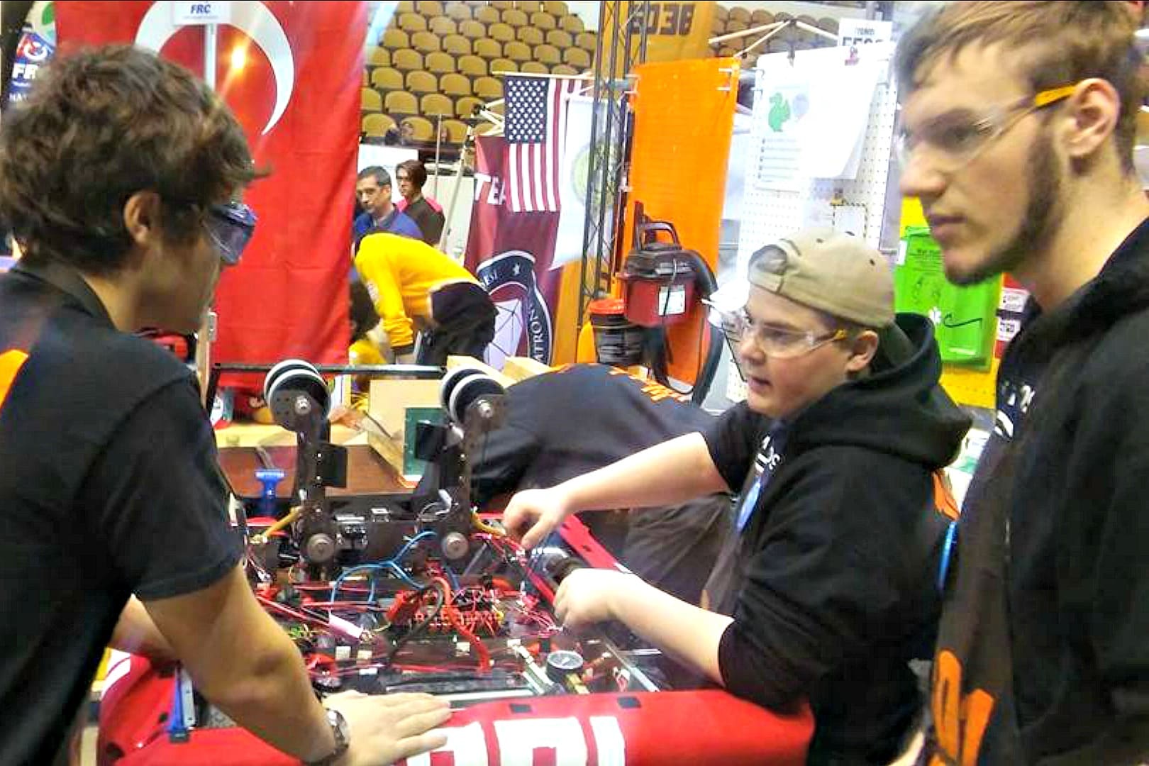 1091 Hartford Wisconsin Robotics Team