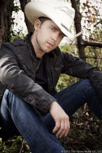 Justin Moore at the Dodge County Fair