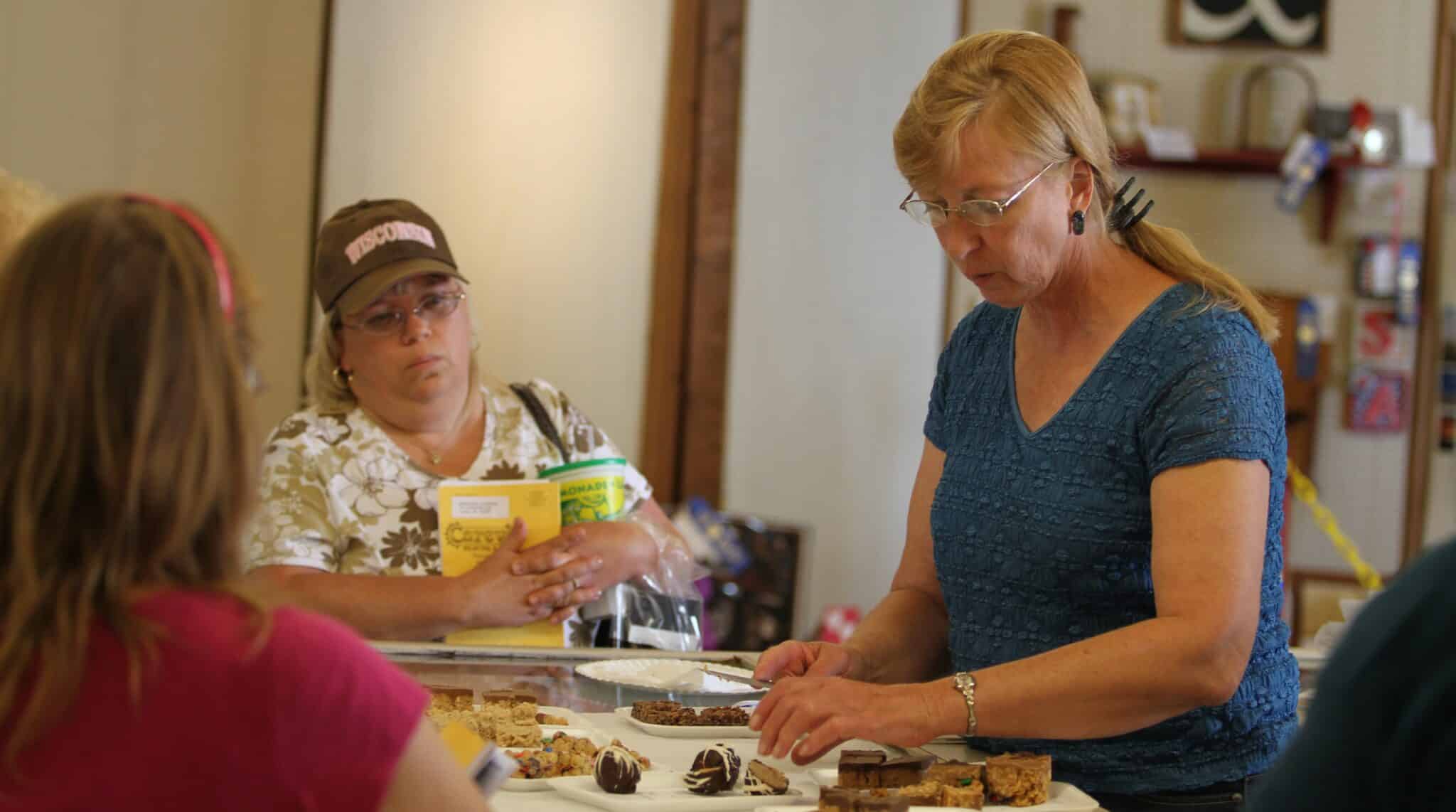 Fair Countdown Gallery: Volunteers in 20 Days | Dodge County Fairgrounds