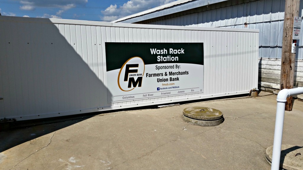 Farmers & Merchants Union Bank Wash Rack Station Sponsorship